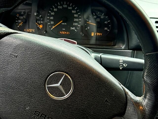 Мерседес МЛ класс 2003 в Донецке на Automoto.ua Мерседес МЛ класс, объемом двигателя 2.7 л и пробегом 0 тыс. км за 4000 $, фото 9 на Automoto.ua