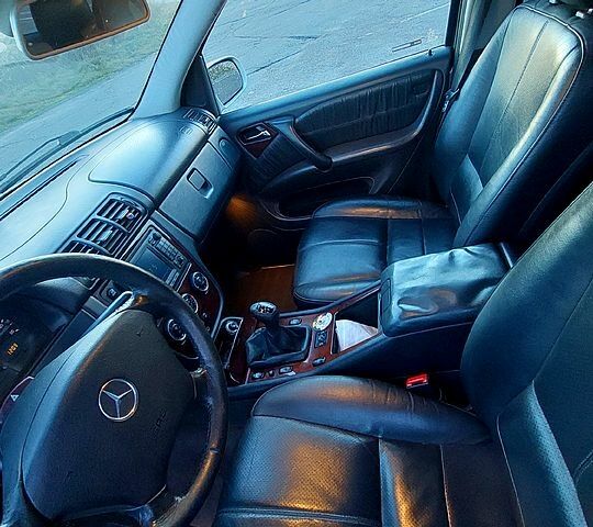 Мерседес МЛ класс, объемом двигателя 2.7 л и пробегом 312 тыс. км за 6299 $, фото 5 на Automoto.ua