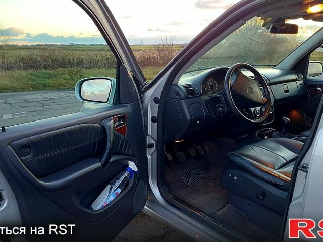 Мерседес МЛ класс, объемом двигателя 2.7 л и пробегом 312 тыс. км за 6299 $, фото 10 на Automoto.ua