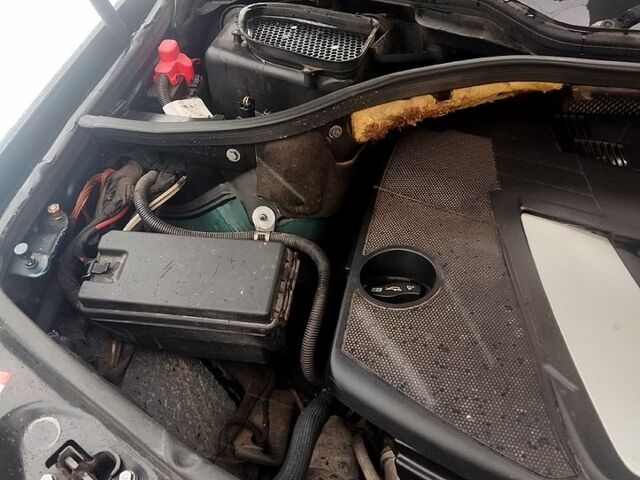 Мерседес МЛ класс, об'ємом двигуна 3 л та пробігом 324 тис. км за 11000 $, фото 11 на Automoto.ua