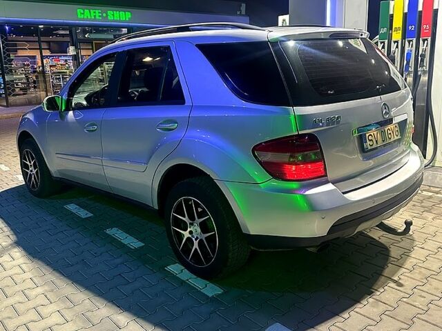 Мерседес МЛ класс, объемом двигателя 3.2 л и пробегом 300 тыс. км за 5900 $, фото 3 на Automoto.ua