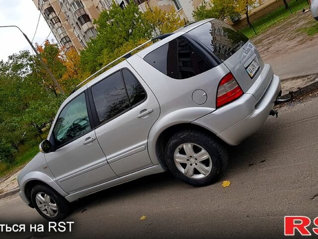 Мерседес МЛ класс 2001 в Киеве на Automoto.ua Серый Мерседес МЛ класс, объемом двигателя 4.3 л и пробегом 270 тыс. км за 6500 $, фото 4 на Automoto.ua