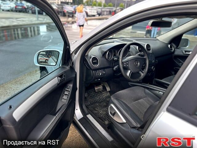 Мерседес МЛ класс 2007 у Києві на Automoto.ua Сірий Мерседес МЛ класс, об'ємом двигуна 3 л та пробігом 287 тис. км за 6000 $, фото 7 на Automoto.ua