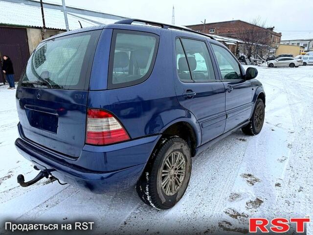 Синій Мерседес МЛ класс, об'ємом двигуна 2.7 л та пробігом 278 тис. км за 3700 $, фото 6 на Automoto.ua