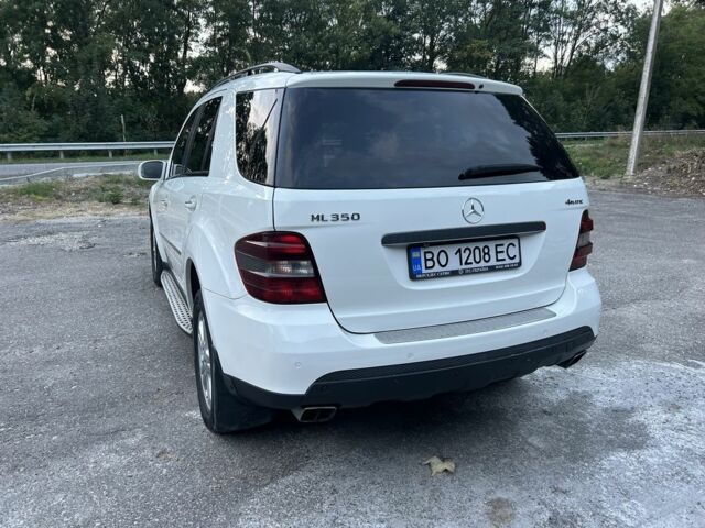 Білий Мерседес МЛ, об'ємом двигуна 3.5 л та пробігом 245 тис. км за 10500 $, фото 9 на Automoto.ua