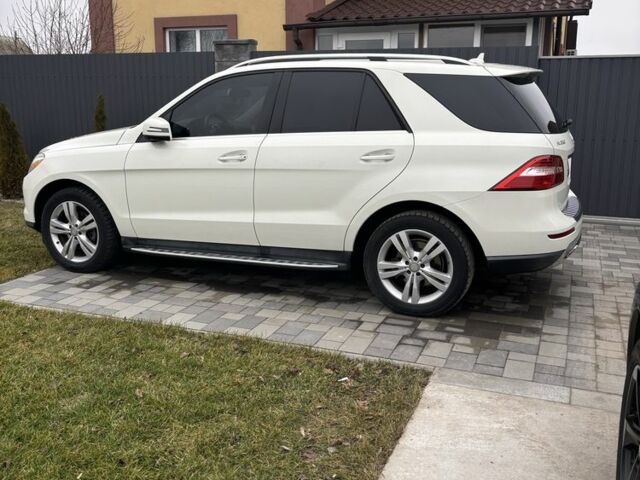 Білий Мерседес МЛ, об'ємом двигуна 0 л та пробігом 190 тис. км за 18300 $, фото 2 на Automoto.ua