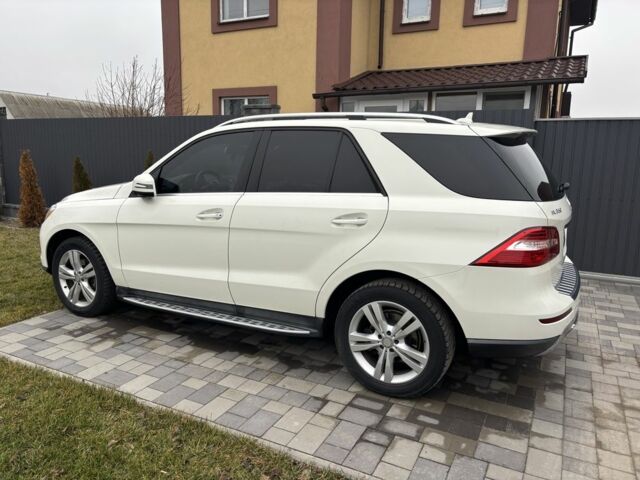 Білий Мерседес МЛ, об'ємом двигуна 0 л та пробігом 190 тис. км за 18300 $, фото 6 на Automoto.ua