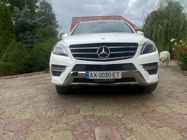 Белый Мерседес МЛ, объемом двигателя 3 л и пробегом 128 тыс. км за 25000 $, фото 6 на Automoto.ua