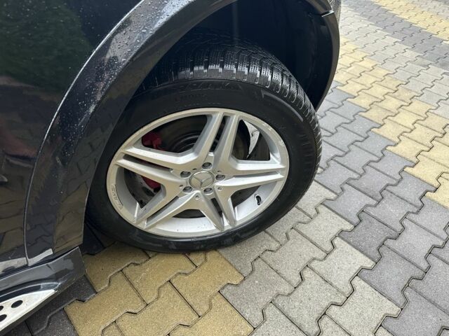 Чорний Мерседес МЛ, об'ємом двигуна 3.5 л та пробігом 300 тис. км за 9500 $, фото 20 на Automoto.ua