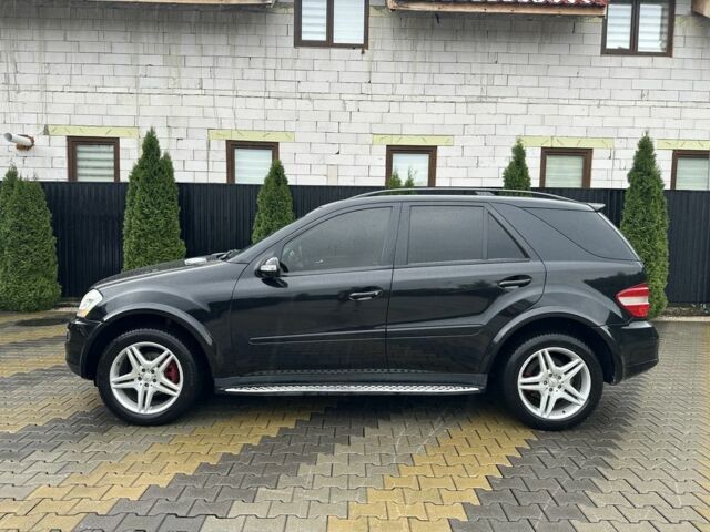 Чорний Мерседес МЛ, об'ємом двигуна 3.5 л та пробігом 300 тис. км за 9500 $, фото 7 на Automoto.ua