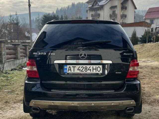 Чорний Мерседес МЛ, об'ємом двигуна 3 л та пробігом 280 тис. км за 11900 $, фото 11 на Automoto.ua