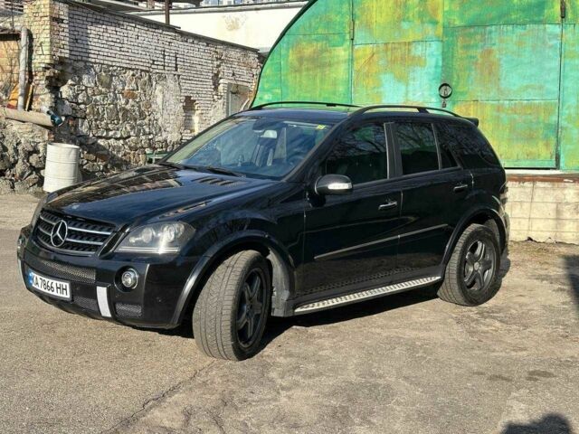Чорний Мерседес МЛ, об'ємом двигуна 5.5 л та пробігом 280 тис. км за 12000 $, фото 9 на Automoto.ua