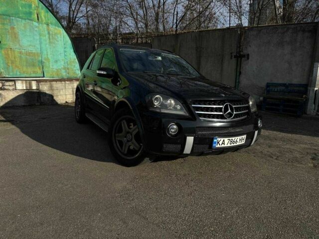 Чорний Мерседес МЛ, об'ємом двигуна 5.5 л та пробігом 280 тис. км за 12000 $, фото 15 на Automoto.ua