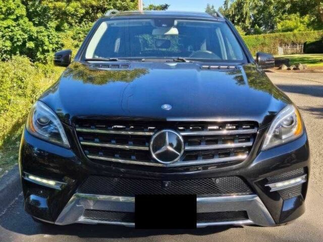 Чорний Мерседес МЛ, об'ємом двигуна 3 л та пробігом 118 тис. км за 7000 $, фото 1 на Automoto.ua