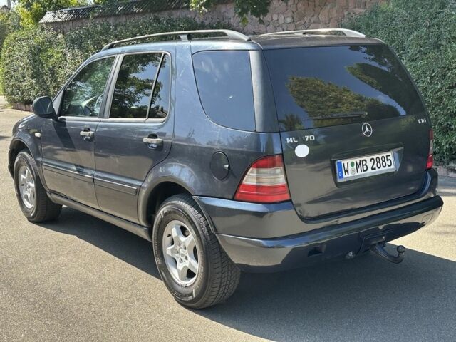 Мерседес МЛ, об'ємом двигуна 2.7 л та пробігом 300 тис. км за 4000 $, фото 3 на Automoto.ua