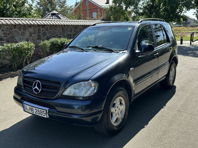 Мерседес МЛ, об'ємом двигуна 2.7 л та пробігом 300 тис. км за 4000 $, фото 2 на Automoto.ua