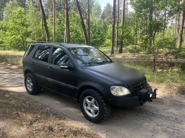 Мерседес МЛ, объемом двигателя 2.7 л и пробегом 240 тыс. км за 3950 $, фото 3 на Automoto.ua