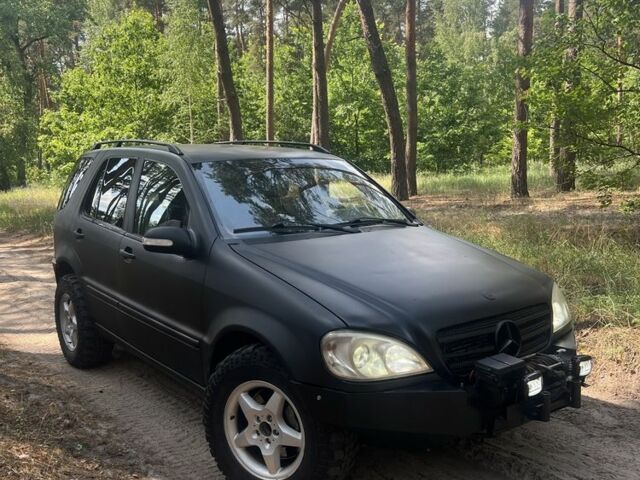 Мерседес МЛ, объемом двигателя 2.7 л и пробегом 240 тыс. км за 3950 $, фото 1 на Automoto.ua
