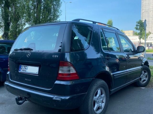 Синій Мерседес МЛ, об'ємом двигуна 2.7 л та пробігом 210 тис. км за 3699 $, фото 3 на Automoto.ua