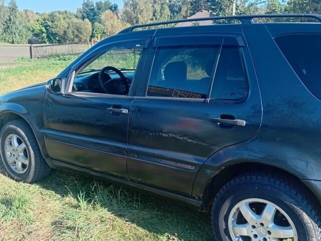 Синій Мерседес МЛ, об'ємом двигуна 0 л та пробігом 350 тис. км за 5200 $, фото 5 на Automoto.ua
