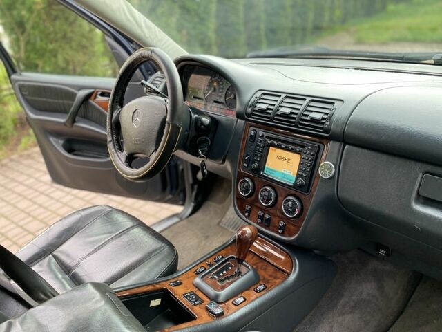 Синій Мерседес МЛ, об'ємом двигуна 2.7 л та пробігом 3 тис. км за 3900 $, фото 10 на Automoto.ua