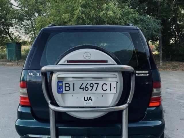 Зеленый Мерседес МЛ, объемом двигателя 3.2 л и пробегом 300 тыс. км за 6000 $, фото 3 на Automoto.ua