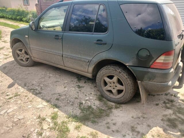 Зеленый Мерседес МЛ, объемом двигателя 0 л и пробегом 2 тыс. км за 3500 $, фото 4 на Automoto.ua