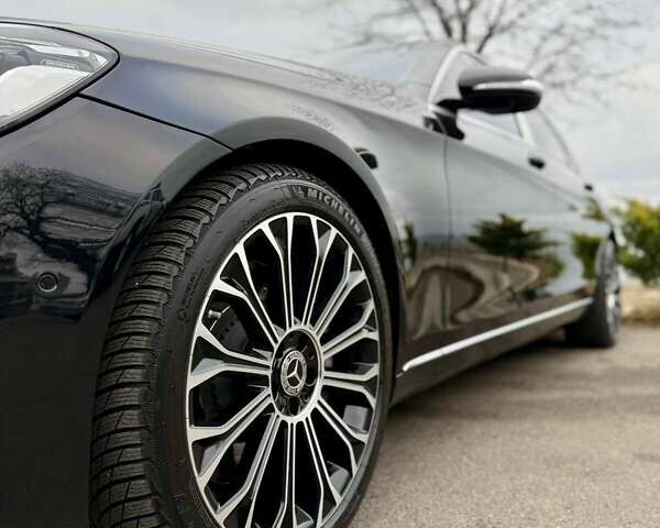 Черный Мерседес Майбах, объемом двигателя 6 л и пробегом 88 тыс. км за 68000 $, фото 9 на Automoto.ua