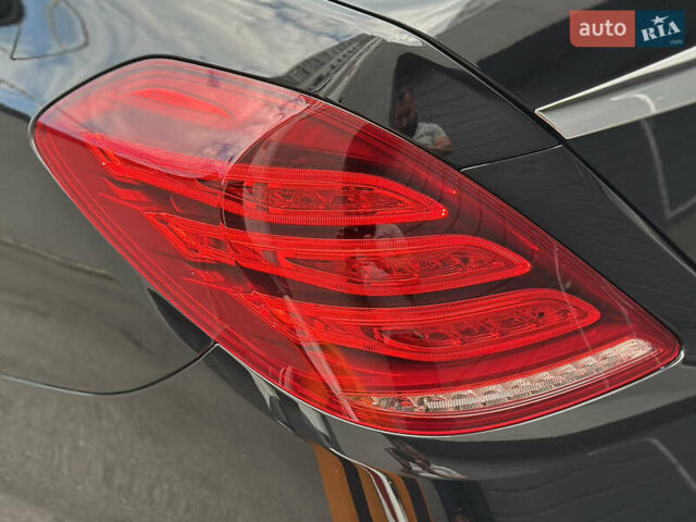 Мерседес Майбах 2016 в Киеве на Automoto.ua Черный Мерседес Майбах, объемом двигателя 3 л и пробегом 183 тыс. км за 58000 $, фото 41 на Automoto.ua