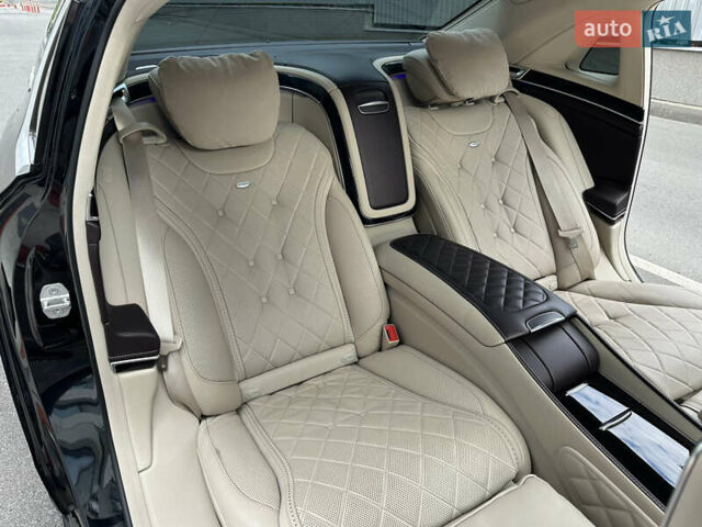 Мерседес Майбах 2016 в Киеве на Automoto.ua Черный Мерседес Майбах, объемом двигателя 3 л и пробегом 183 тыс. км за 58000 $, фото 52 на Automoto.ua