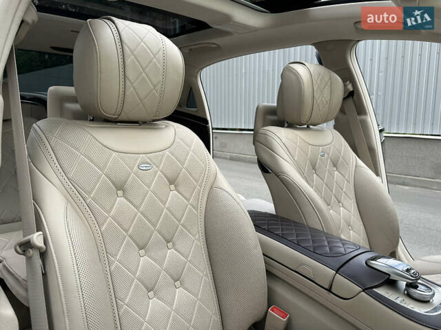 Мерседес Майбах 2016 в Киеве на Automoto.ua Черный Мерседес Майбах, объемом двигателя 3 л и пробегом 183 тыс. км за 58000 $, фото 46 на Automoto.ua