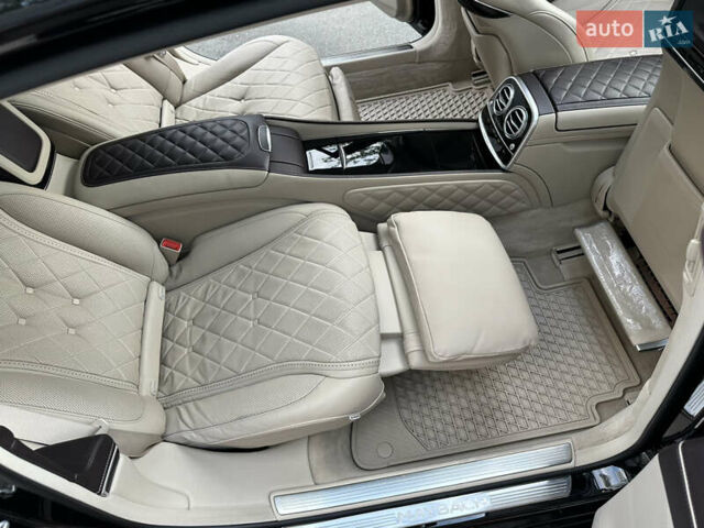 Мерседес Майбах 2016 в Киеве на Automoto.ua Черный Мерседес Майбах, объемом двигателя 3 л и пробегом 183 тыс. км за 58000 $, фото 78 на Automoto.ua