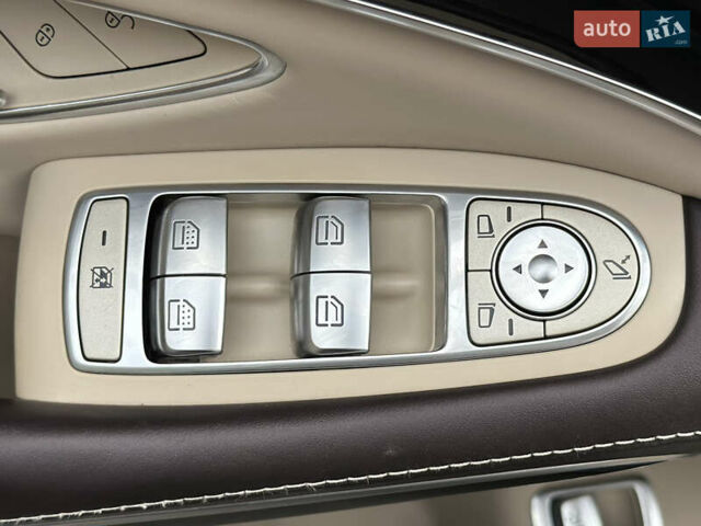 Мерседес Майбах 2016 в Киеве на Automoto.ua Черный Мерседес Майбах, объемом двигателя 3 л и пробегом 183 тыс. км за 58000 $, фото 55 на Automoto.ua