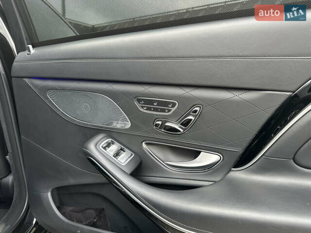 Черный Мерседес Майбах, объемом двигателя 3 л и пробегом 169 тыс. км за 63000 $, фото 36 на Automoto.ua