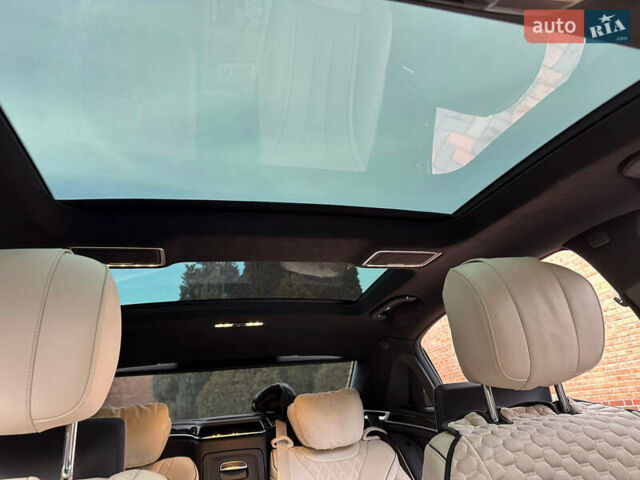 Черный Мерседес Майбах, объемом двигателя 3.98 л и пробегом 66 тыс. км за 85000 $, фото 21 на Automoto.ua