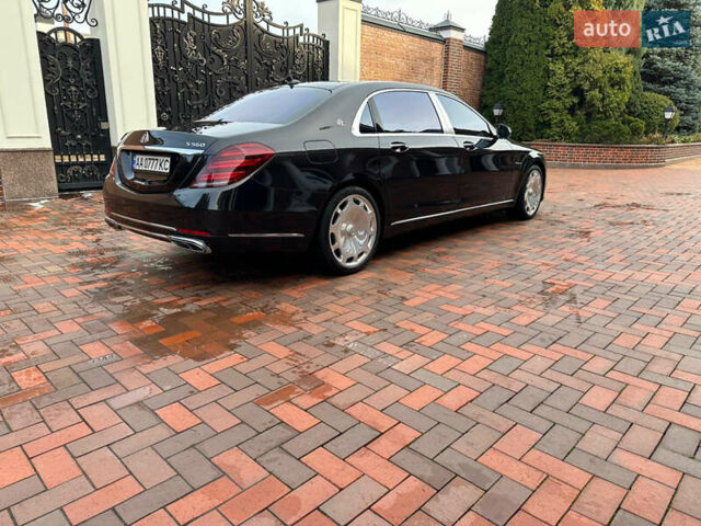 Черный Мерседес Майбах, объемом двигателя 3.98 л и пробегом 66 тыс. км за 85000 $, фото 3 на Automoto.ua