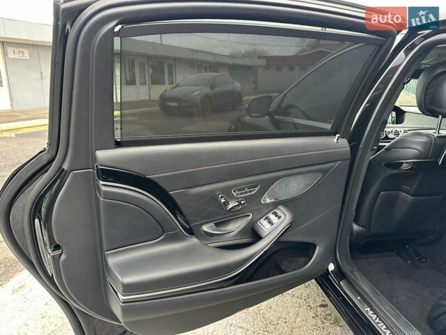 Черный Мерседес Майбах, объемом двигателя 3 л и пробегом 169 тыс. км за 63000 $, фото 25 на Automoto.ua