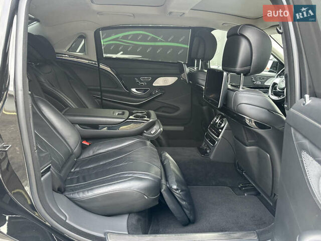 Черный Мерседес Майбах, объемом двигателя 3 л и пробегом 169 тыс. км за 63000 $, фото 37 на Automoto.ua