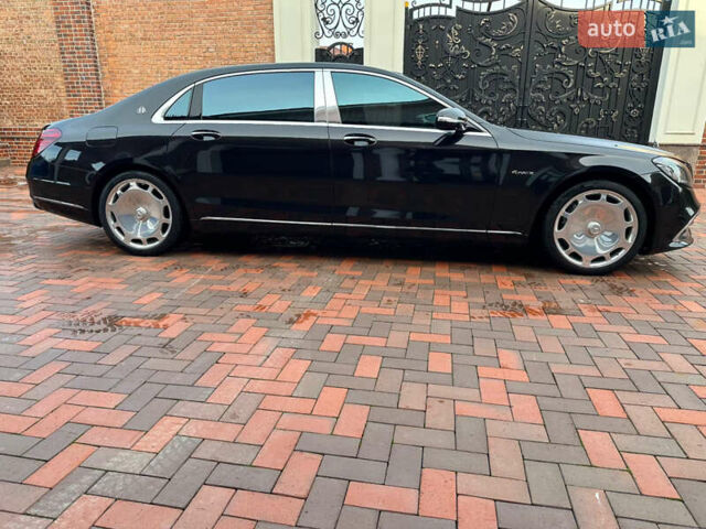 Черный Мерседес Майбах, объемом двигателя 3.98 л и пробегом 66 тыс. км за 85000 $, фото 2 на Automoto.ua