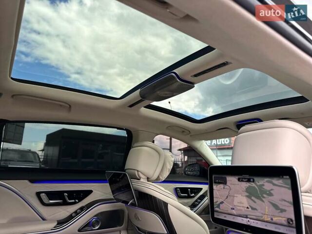 Черный Мерседес Майбах, объемом двигателя 6 л и пробегом 19 тыс. км за 209900 $, фото 91 на Automoto.ua