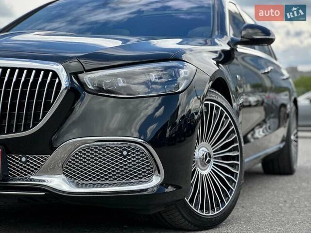 Черный Мерседес Майбах, объемом двигателя 6 л и пробегом 19 тыс. км за 209900 $, фото 21 на Automoto.ua