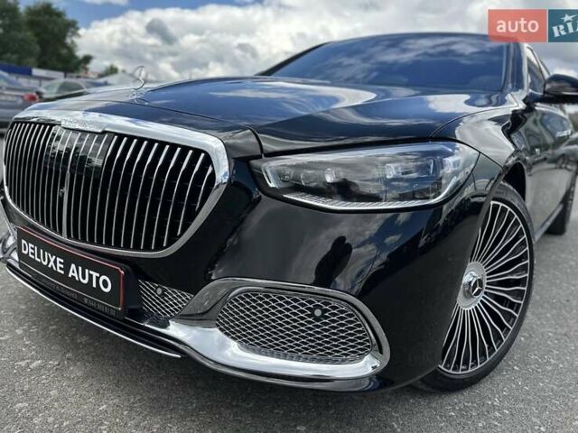Черный Мерседес Майбах, объемом двигателя 6 л и пробегом 19 тыс. км за 209900 $, фото 9 на Automoto.ua