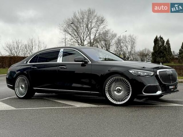 Черный Мерседес Майбах, объемом двигателя 3.98 л и пробегом 43 тыс. км за 179900 $, фото 21 на Automoto.ua