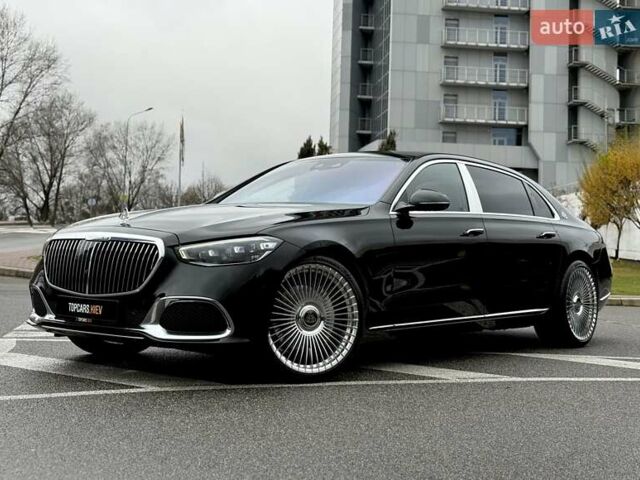 Черный Мерседес Майбах, объемом двигателя 3.98 л и пробегом 43 тыс. км за 179900 $, фото 5 на Automoto.ua