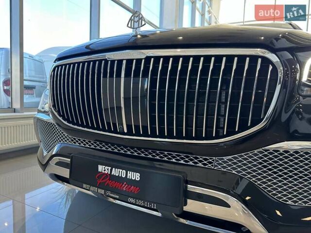 Черный Мерседес Майбах, объемом двигателя 4 л и пробегом 56 тыс. км за 154900 $, фото 4 на Automoto.ua
