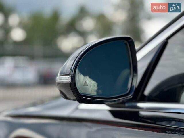 Черный Мерседес Майбах, объемом двигателя 6 л и пробегом 19 тыс. км за 209900 $, фото 12 на Automoto.ua