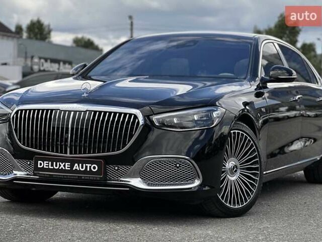 Черный Мерседес Майбах, объемом двигателя 6 л и пробегом 19 тыс. км за 209900 $, фото 16 на Automoto.ua