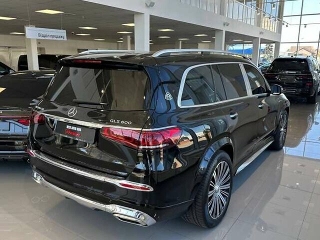 Черный Мерседес Майбах, объемом двигателя 4 л и пробегом 56 тыс. км за 154900 $, фото 5 на Automoto.ua