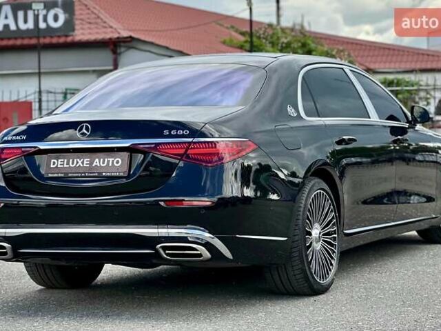 Черный Мерседес Майбах, объемом двигателя 6 л и пробегом 19 тыс. км за 209900 $, фото 32 на Automoto.ua