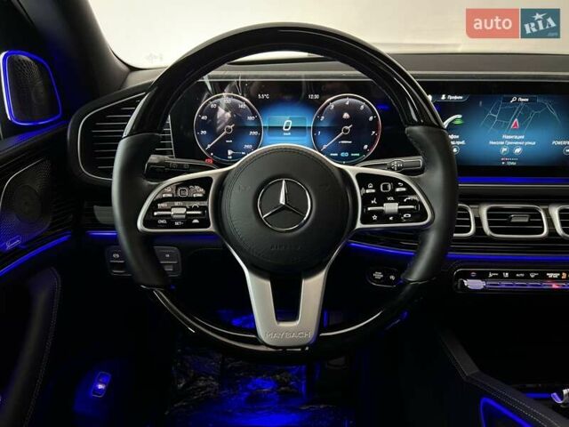 Черный Мерседес Майбах, объемом двигателя 3.98 л и пробегом 1 тыс. км за 232461 $, фото 13 на Automoto.ua